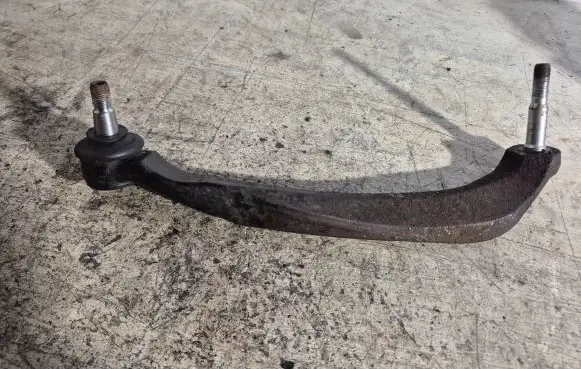 Nissan Primera Steering tie rod 00700047