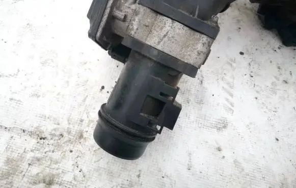 BMW 5 GT F07 Throttle valve 13547810752 10378517