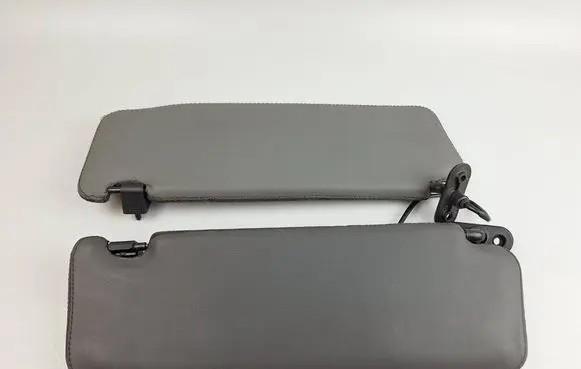 Maserati Coupe Sun visor