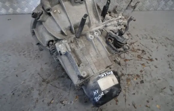 Nissan Note (E11) Manual 5 speed gearbox JH3308