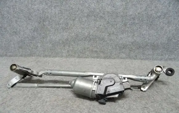 BMW X6 F16 Front wiper linkage and motor 7350336