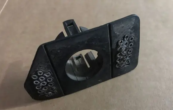 Opel Meriva B Front parking sensor holder (PDC) 13267452