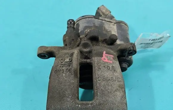 Rear brake caliper