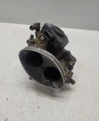 Renault 19 Throttle valve
