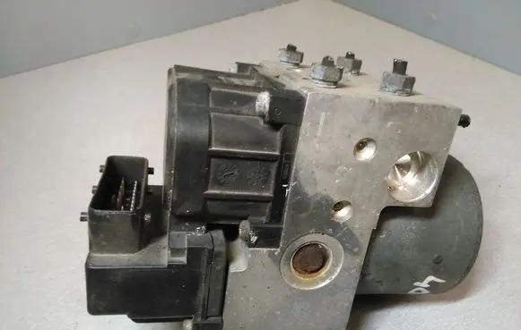 Peugeot 406 ABS Pump 0265216543 9630532980 0273004270