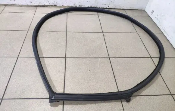 BMW 6 F12 F13 Rubber seal rear door 7275315