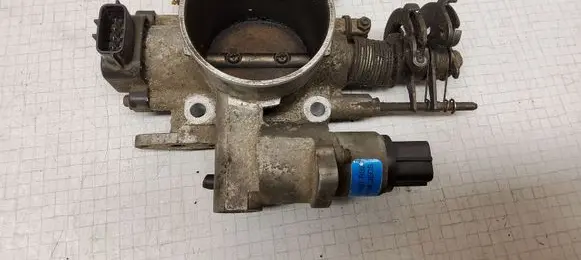Subaru Legacy Throttle valve A33661R02