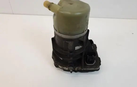 Volvo XC60 Power steering pump 31340205