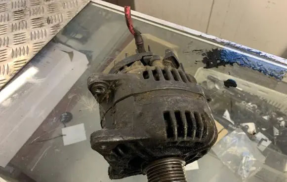 Renault Master II Generator/alternator