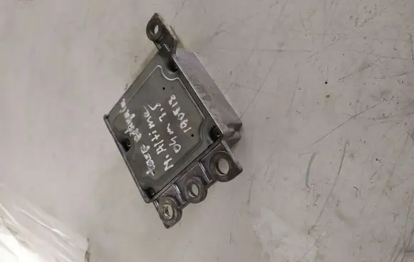 Nissan Altima Airbag control unit/module 285568J000