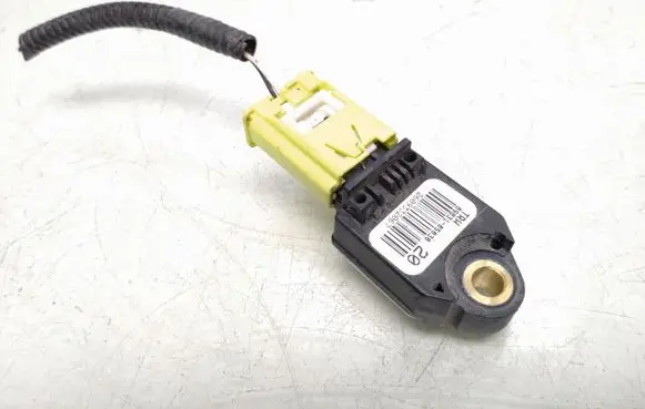 Toyota Avensis T270 Airbag deployment crash/impact sensor 8983105030