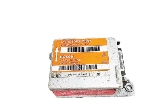 Mercedes-Benz E W124 Airbag control unit/module 0008207226