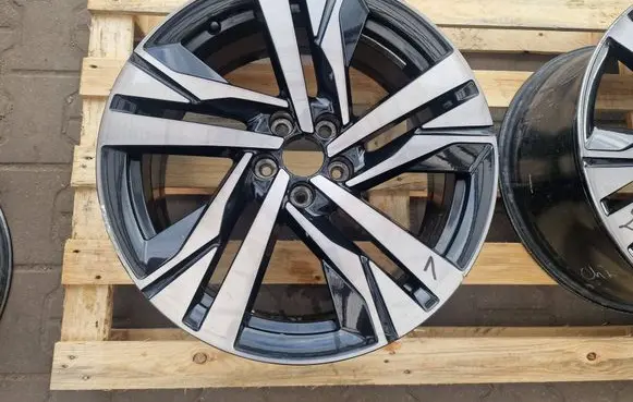 Peugeot 508 II R19 alloy rim 9814118377