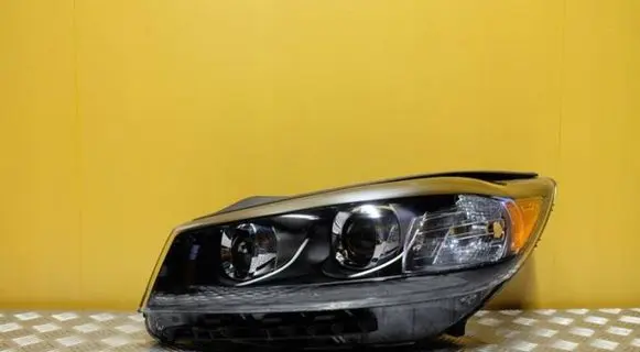 KIA Sorento Headlight/headlamp 92101-C6