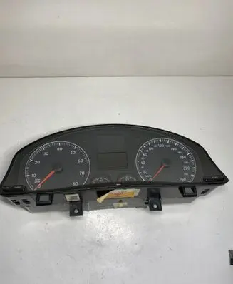 Speedometer (instrument cluster)