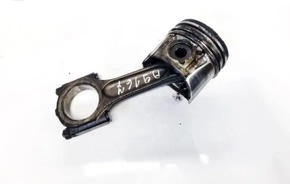 Volvo V50 Piston with connecting rod