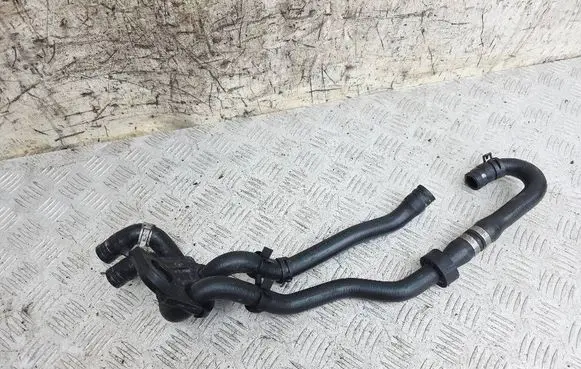 BMW 5 E60 E61 Engine coolant pipe/hose 6910757 6910758 64216910757