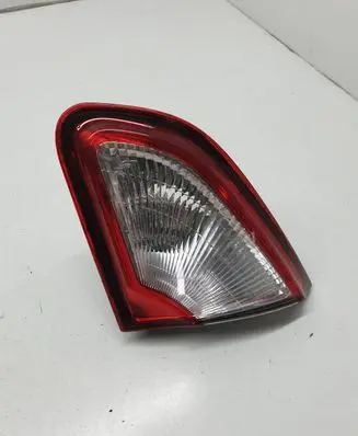 Nissan Qashqai Tailgate rear/tail lights 89503209 B26550BR01A