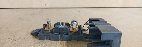 Jaguar XK8 - XKR Fuse LJE2850AA 500A