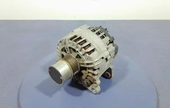 Volkswagen T-Roc Generator/alternator 05E903026Q