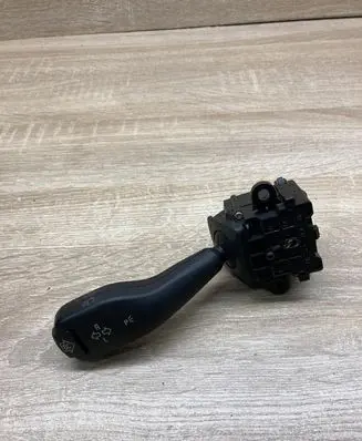 BMW 3 E46 Indicator stalk 8363668 01104010