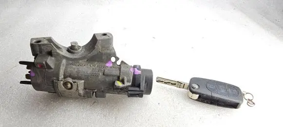 Audi A4 S4 B6 8E 8H Ignition lock 4B0905851G