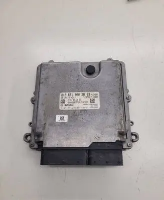 Mercedes-Benz V Class W447 Engine control unit/module A6519002803 0281031244 A6519012802