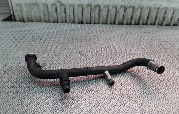 Volvo V50 Engine coolant pipe/hose
