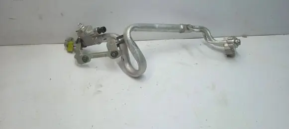 Maserati Levante Air conditioning (A/C) pipe/hose 670033591