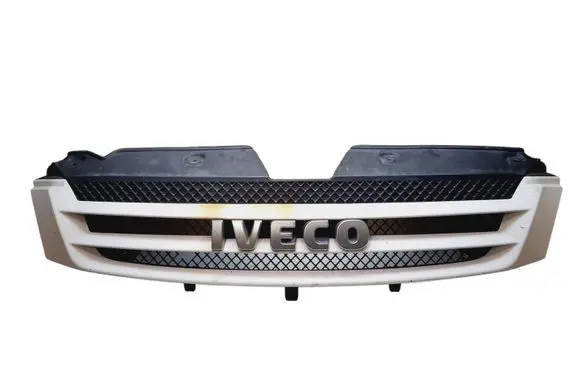 Iveco Daily 35 - 40.10 Front bumper upper radiator grill 38028010105