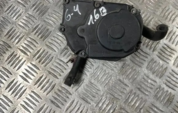 Volkswagen Golf IV Throttle valve 06a133064j