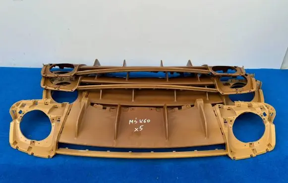 Audi R8 4S Rear bumper lower part trim 4S0807521