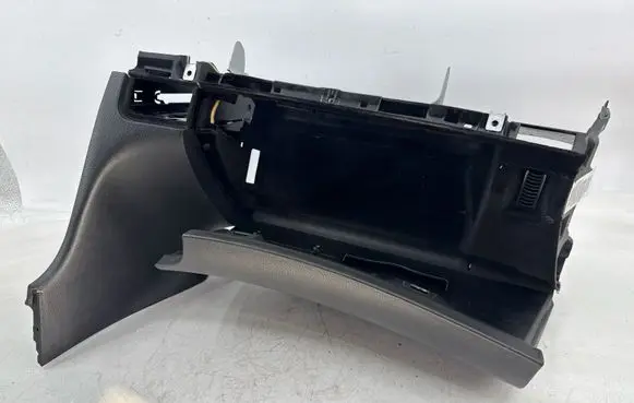 Mercedes-Benz E W211 Glove box 2116802487