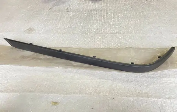 BMW 5 E39 Rear bumper trim bar molding 51128159377BLCP 51128159377 8159377