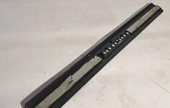 Volvo V70 Sill/side skirt trim 8659960