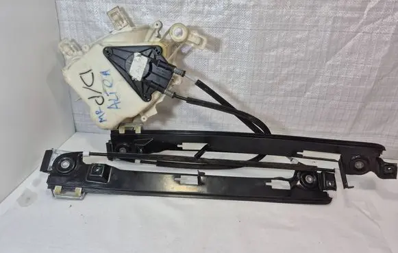 Seat Altea Front door electric window regulator 5P0837402H