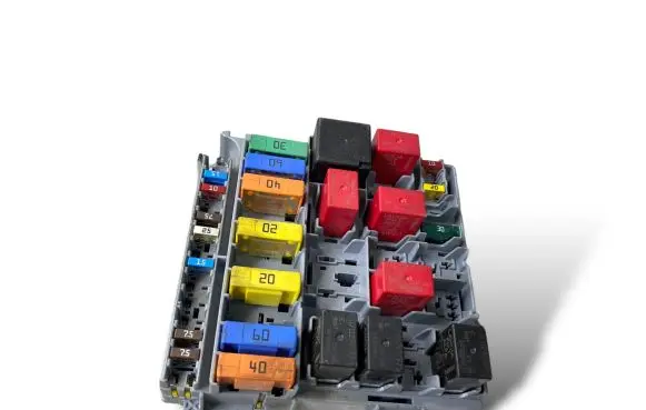 Peugeot Bipper Fuse module