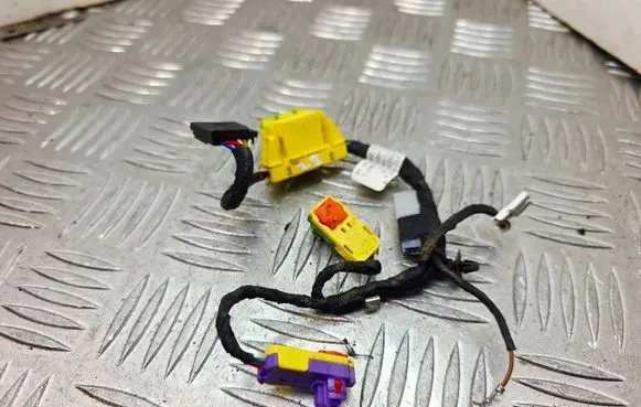 Audi A5 Sportback 8TA Airbag squib ring wiring 8R0971589A