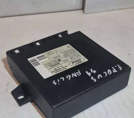 Ford Focus Comfort/convenience module 98AG15K600EB 5WK47220B