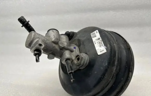 Audi A6 S6 C5 4B Brake booster 4B3612105A