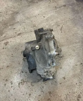 Mercedes-Benz E W211 Front differential A2293350004