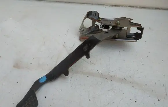 Clutch pedal