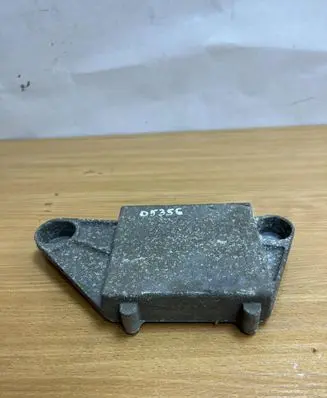Jaguar F-Pace Other engine bay part GX734B148CB D5356