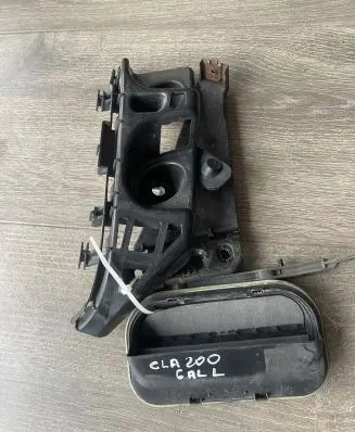 Mercedes-Benz GLA W156 X156 Holder (bracket) A1558850165 A1568850714