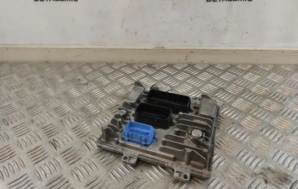 Opel Insignia B Engine control unit/module 55503335 395357783 1310101000000X