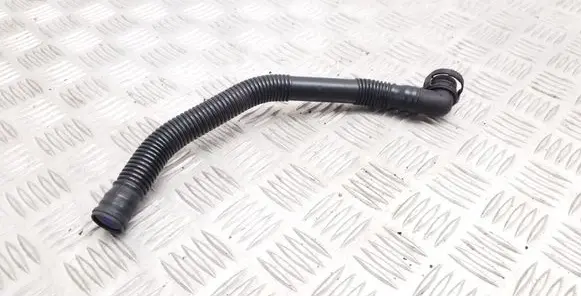 Skoda Octavia Mk2 (1Z) Breather hose/pipe 1K0129637D