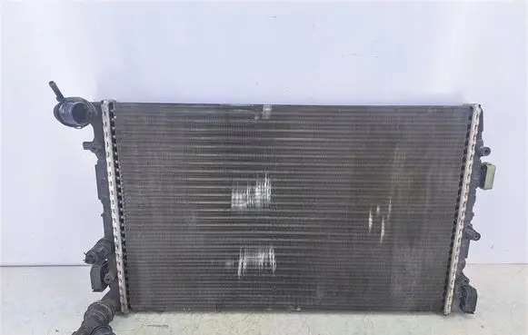 Seat Ibiza III (6L) Coolant radiator 6Q0121253Q