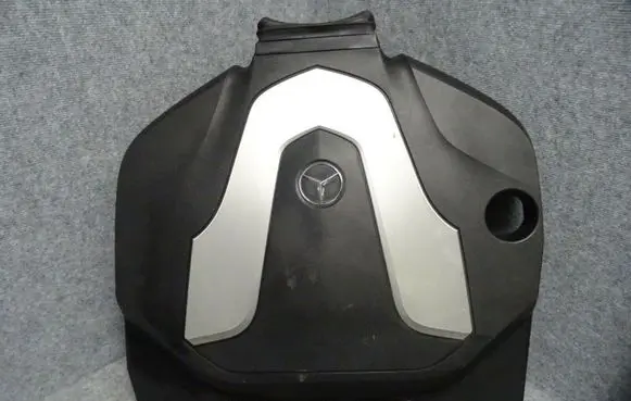 Mercedes-Benz ML W166 Engine cover (trim) A6420107008