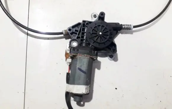 Honda Accord Rear door window regulator motor 0130821631 190484-000