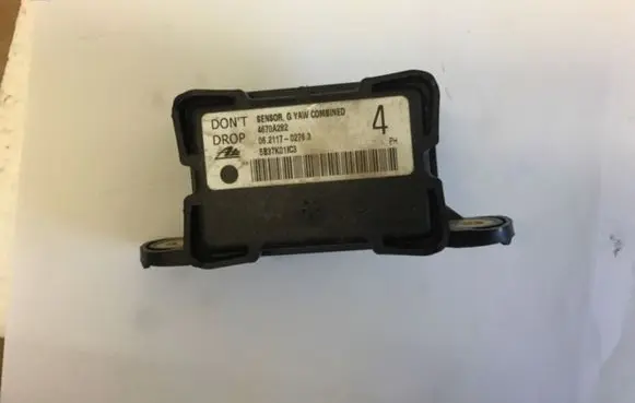 Peugeot 4007 ESP acceleration yaw rate sensor 4670A282